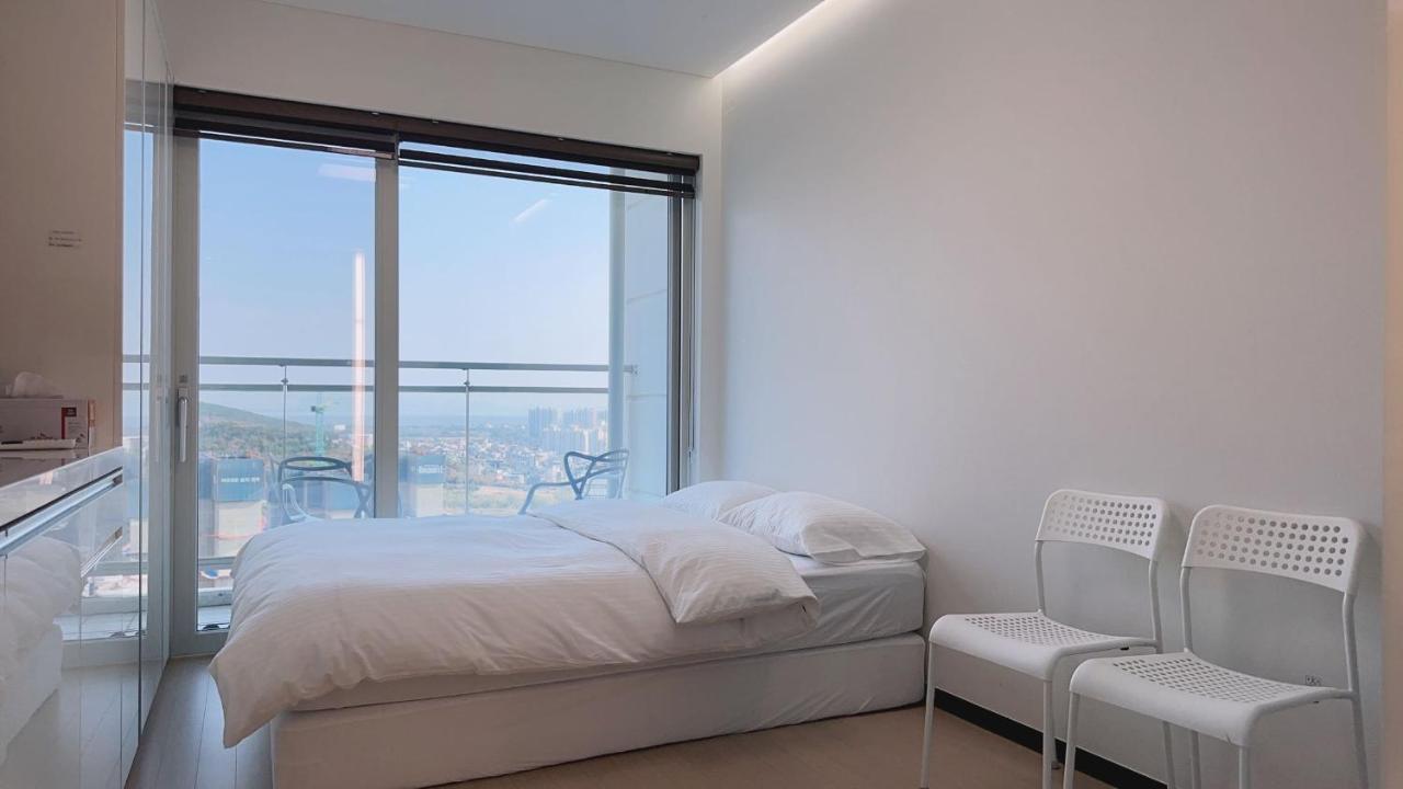 Shine Hotel Incheon Airport Exterior photo